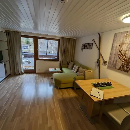 C3 Albmatte-fewo Sauna, Hallenbad Aussenbecken Massagen Nebenan 아파트