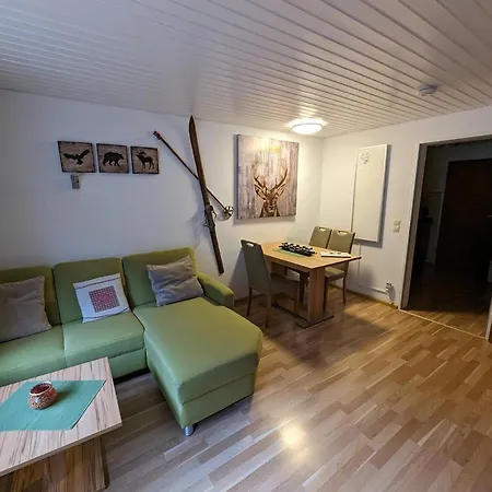 C3 Albmatte-fewo Sauna, Hallenbad Aussenbecken Massagen Nebenan 아파트